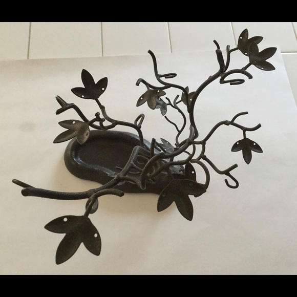 Metal jewelry hanger tree leaves - Picture 4 of 6